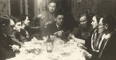 Niesamowita historia fotografa, który dokumentował początki ZSRR. Takich zdjęć jest bardzo mało