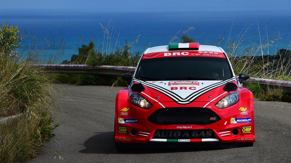 Samochód w takich barwach zobaczymy na trasie Monte Carlo, a w nim Robert Kubica i Maciej Szczepaniak