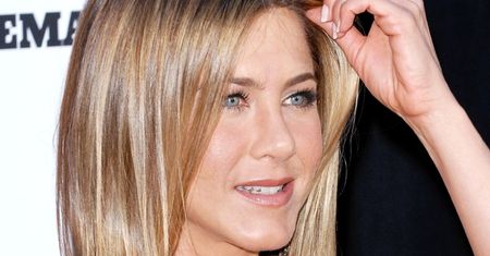 Jennifer Aniston ZAMROZIŁA KOMÓRKI JAJOWE!