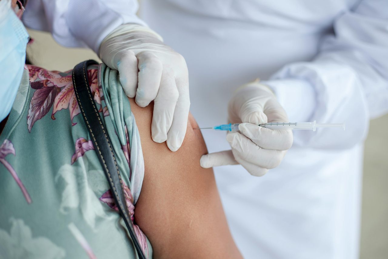 FDA approves Moderna's new vaccine for the most vulnerable