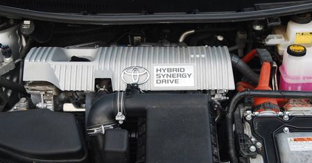 Toyota ma plan odzyskania wszystkich akumulatorów z hybryd