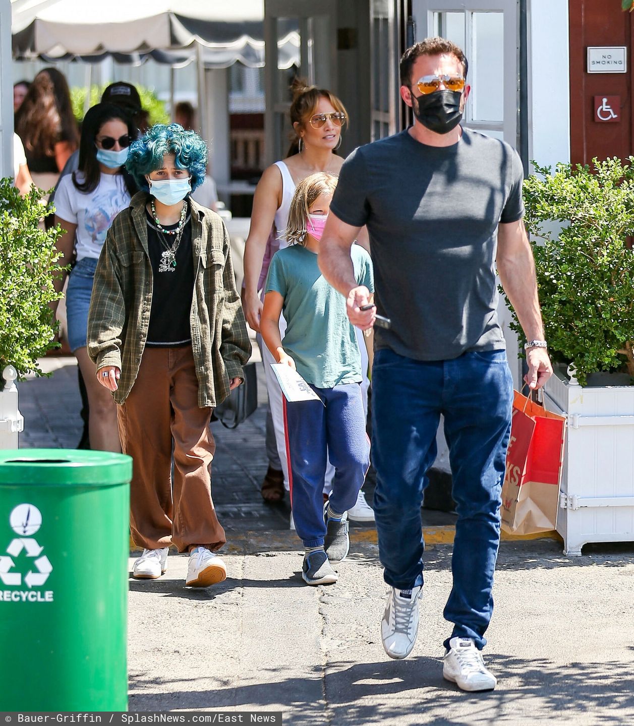 Zakochani Jennifer Lopez i Ben Affleck na lunchu 