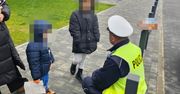 Piaseczno: Dwójka dzieci zagubiona. Policja odnalazła je w centrum handlowym