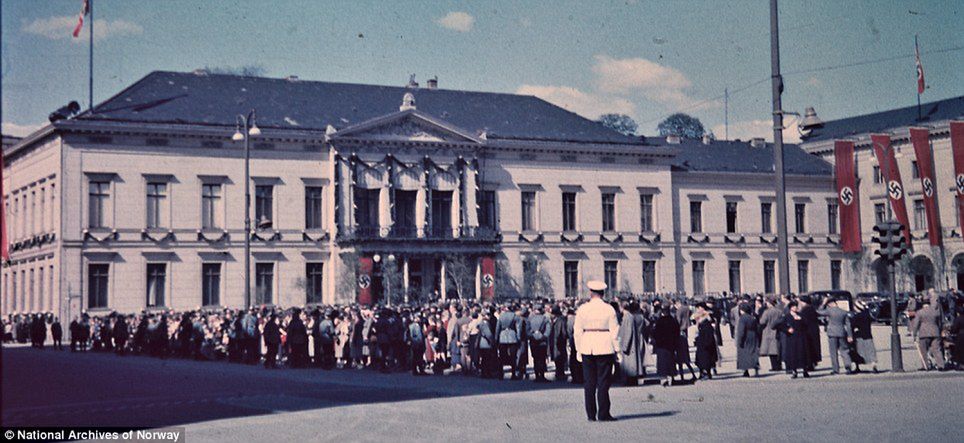 Pogodna, kolorowa wiosna 1937 roku w Berlinie. Ulice pełne swastyk, żołnierzy i... spokoju 20