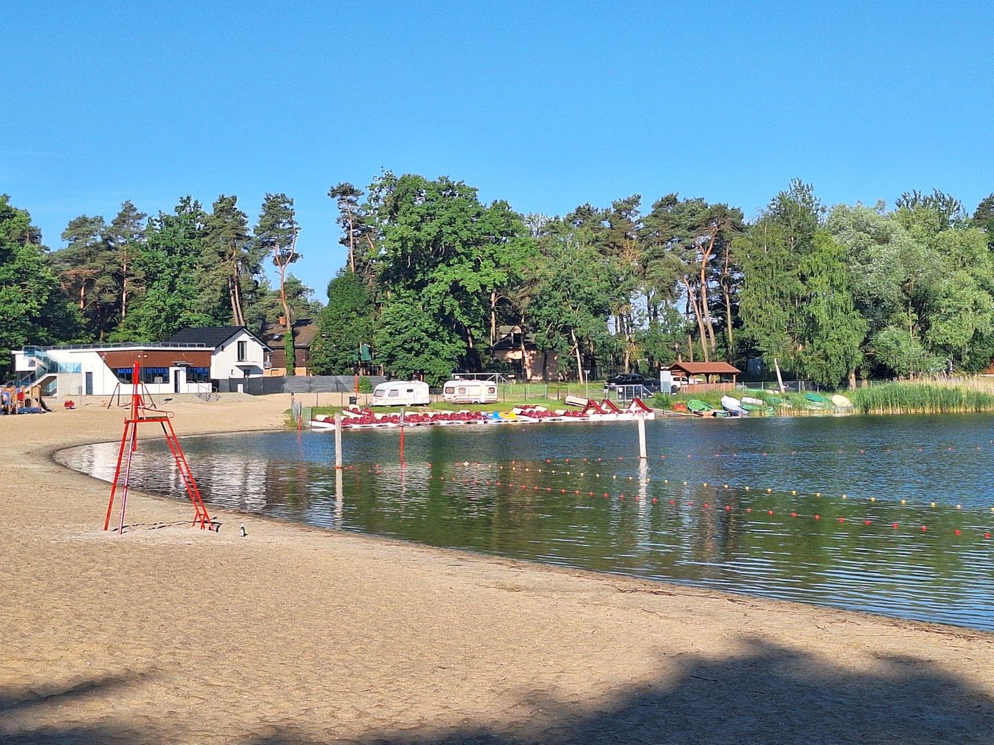 Plaża w Kamionkach obok Torunia