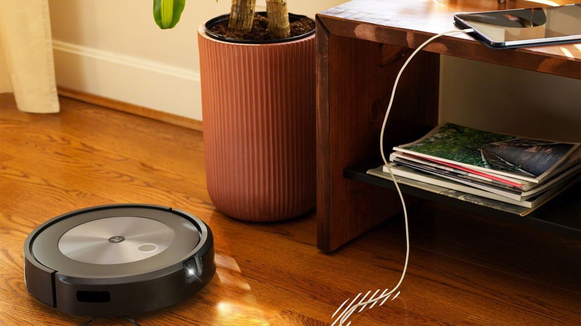 iRobot pokazał nowość - Roomba serii j7. Jest jeszcze bardziej smart 1