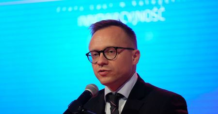 "To nie jest handel". Polityk ostro o rozmowach z KE