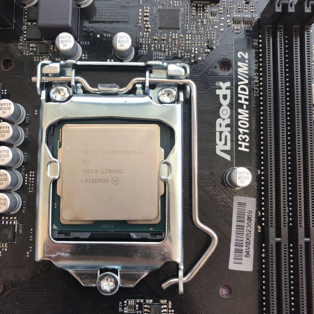 Intel Core i9-9900T ES