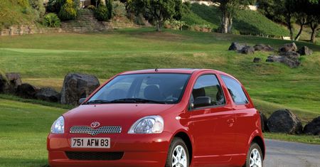 Używana Toyota Yaris w pigułce. Tani maluch, któremu można zaufać
