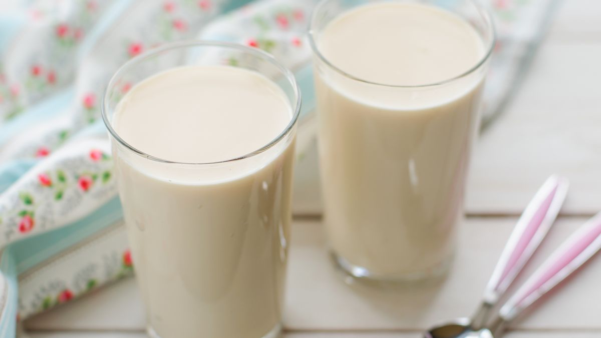 Gęsty napój z pieczonego mleka możesz podać także na deser