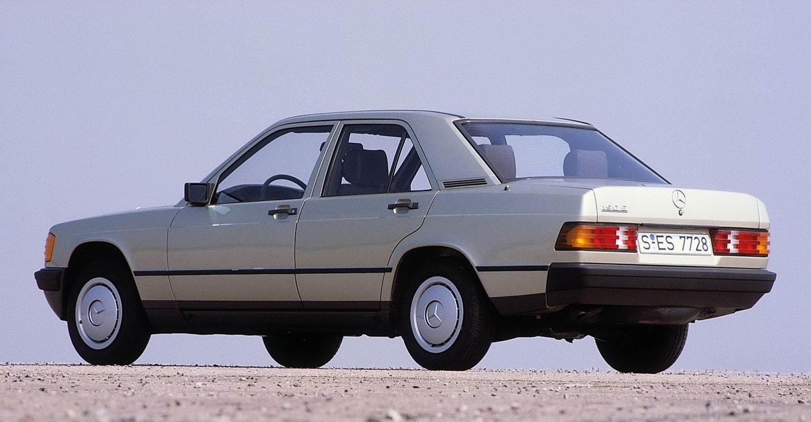 Galeria na 30-lecie Mercedesa-Benza 190/190E (W201) 63
