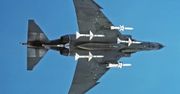 Oszczędności Izraela. Niszczą drony starymi rakietami AIM-7 Sparrow
