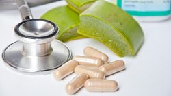 Przyjmujesz ten suplement? Może uszkodzić wątrobę. "To nie jest cudowny środek"