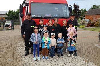 Dzień Dziecka w Raciborowie. Alpaki, przejażdżka Dużym Fiatem oraz wiele innych atrakcji
