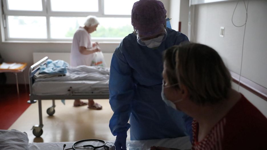 Koronawirus w Polsce. Cieszyn. Zakażenie w DPS. Blisko 500 osób na kwarantannie w powiecie