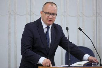 Rzecznik Praw obywatelskich krytykuje przepisy o noszeniu maseczek w sklepach