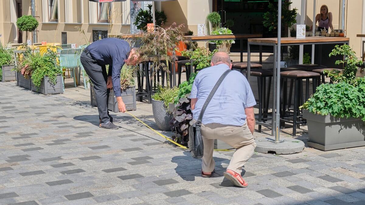 Kontrola ogródków gastronomicznych na deptaku