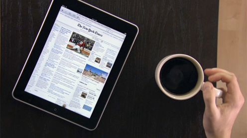 Nienawiść do gadżetów? Rozwalił iPada kijem baseballowym! [wideo] 1