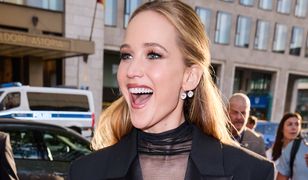 Najgorsze stylizacje tygodnia. Jennifer Lawrence w sukience, która unosiła się w powietrzu