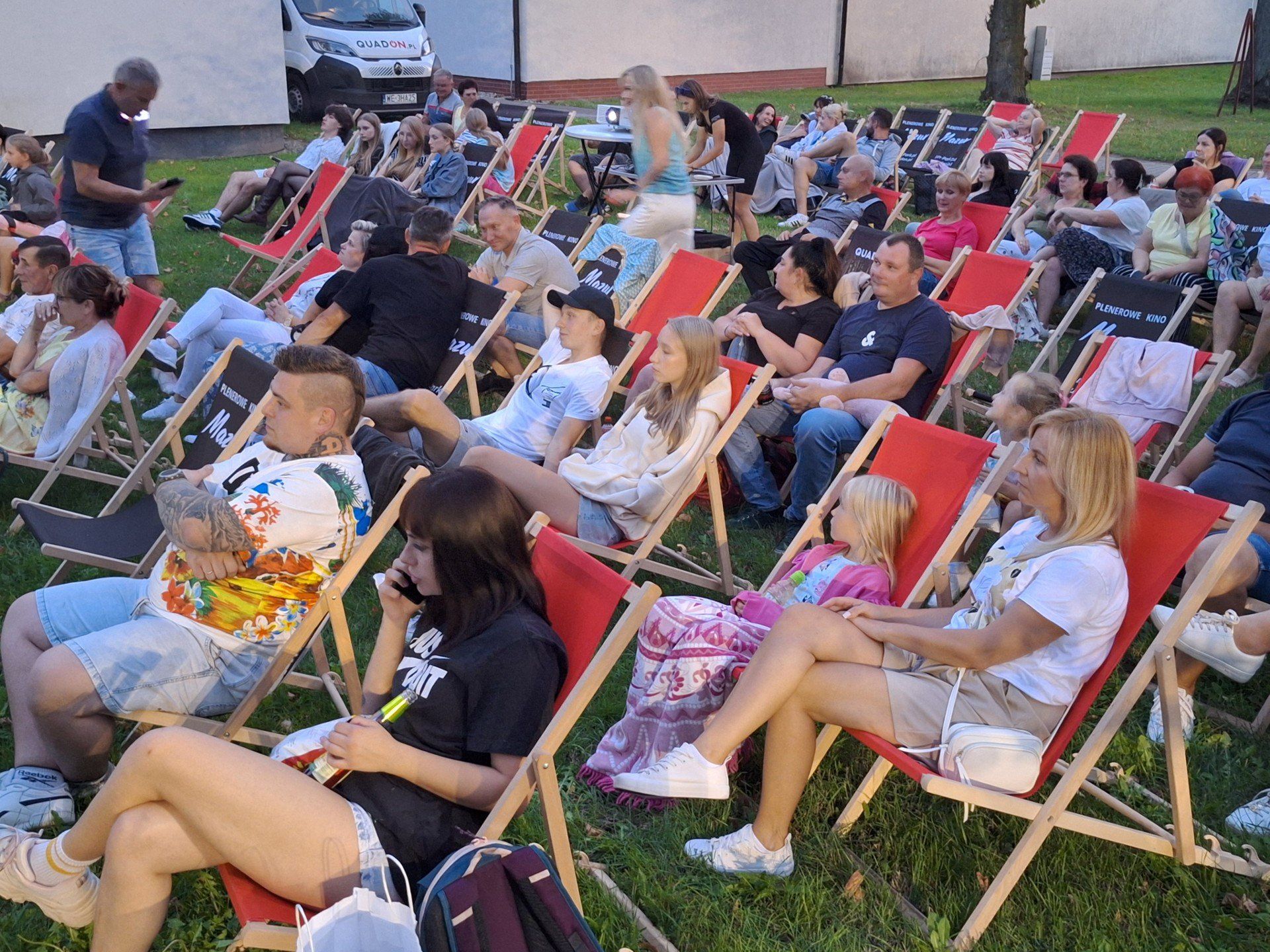 Piknik &#34;Poznaj swojego sąsiada&#34; i kino plenerowe w Łubowie