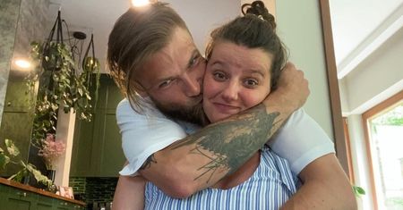 Zofia Zborowska szczerze o urokach ciąży: "Rozstępy, absolutny brak mózgu, CELLULIT NA PIĘTACH, trądzik..." (FOTO)