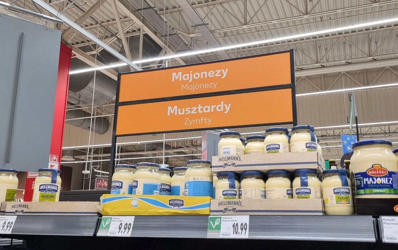 Kaufland w Katowicach i Knurowie z dwujęzycznymi napisami. W sklepach tablice po polsku i po śląsku