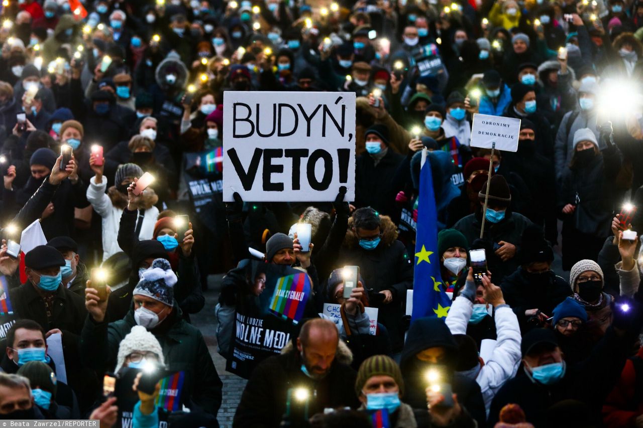 Protest w obronie mediów.