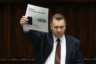 NIK uderza w Przemysława Czarnka. Przyznał miliony wbrew regułom własnych konkursów