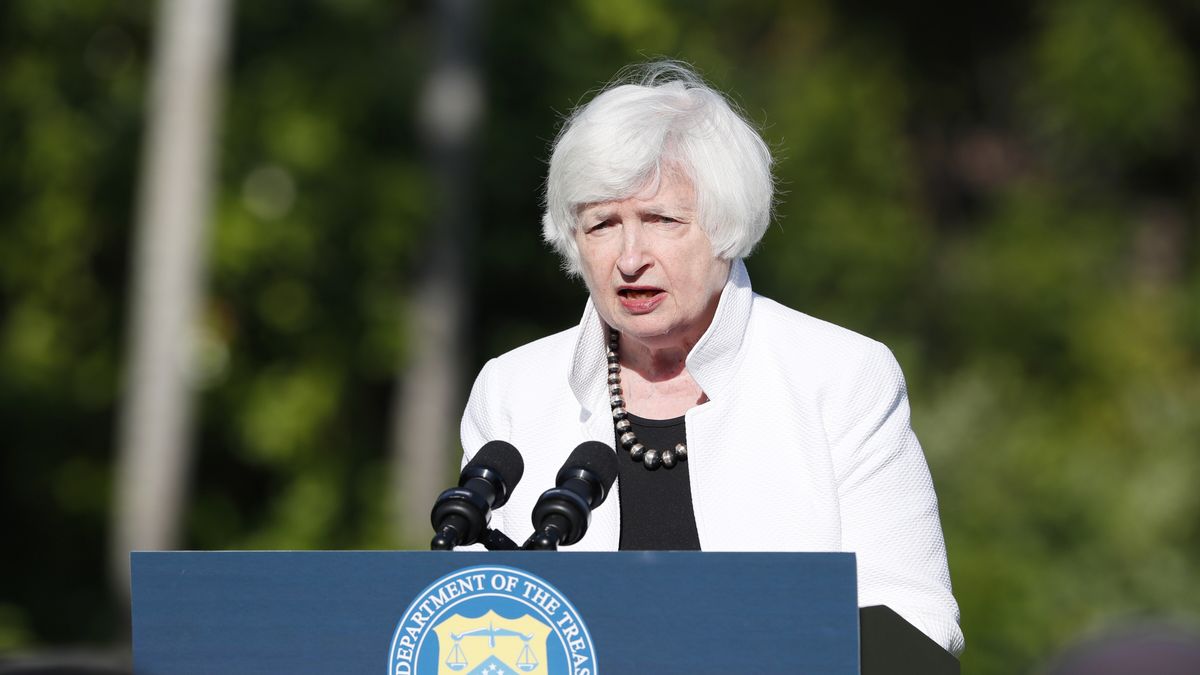US Treasury Secretary Janet Yellen speaks during a press conference in Nusa Dua, Bali, Indonesia, 14 July 2022. Yellen is in Bali to attend the two-day G20 Finance Ministers and Central Bank Governors Meeting from 15 to 16 July 2022. EPA/MADE NAGI Dostawca: PAP/EPA.