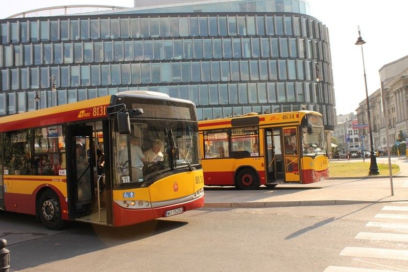 Linie autobusowe 175, 521 i E-2 bez zmian