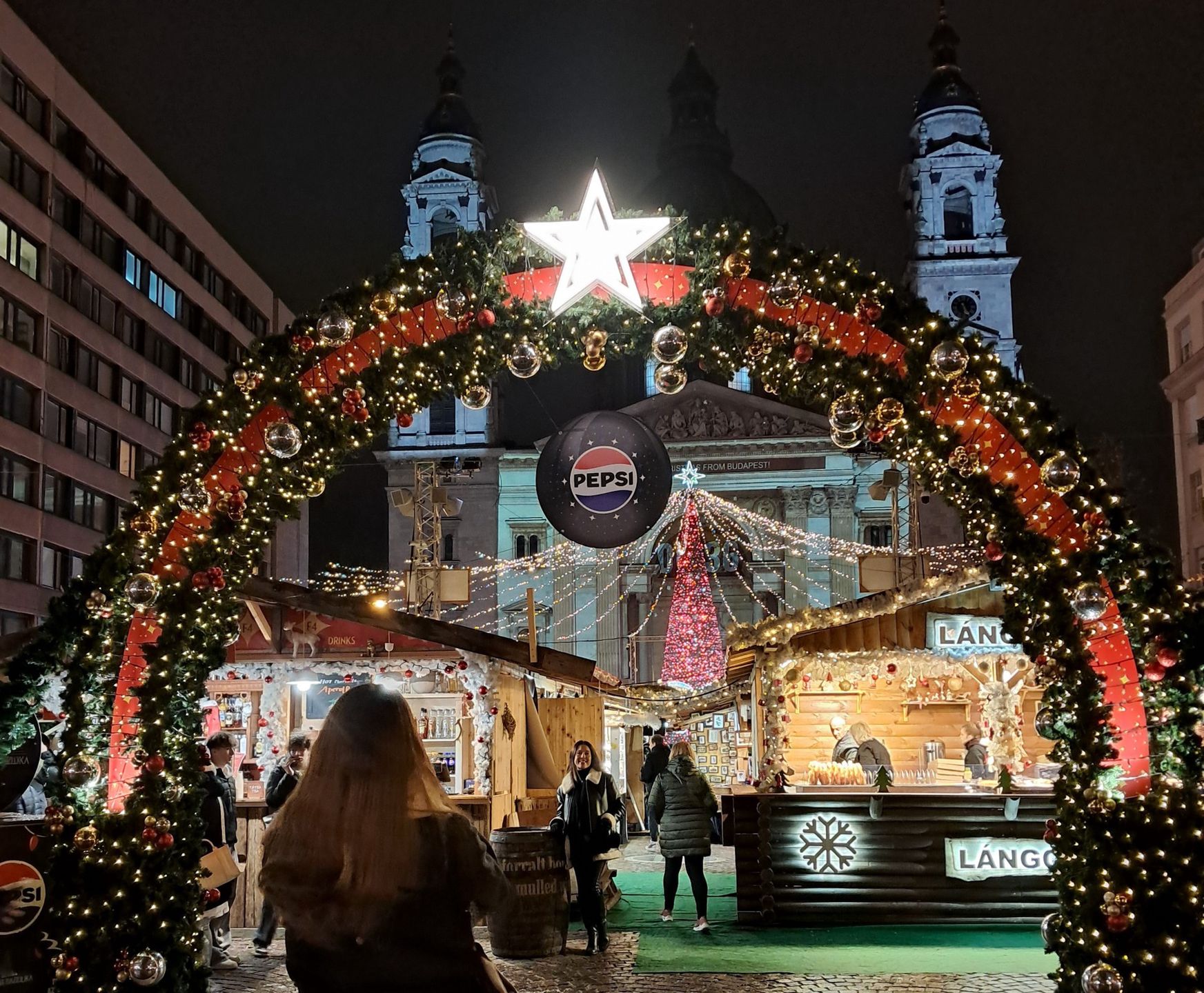 Dekoracje cieszą oko mieszkańców miasta i turystów