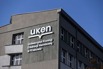 Wycofany kierunek na UKEN. Prawie wszyscy niedoszli studenci Etyki zostają, tylko na innych kierunkach. A co z odszkodowaniem?