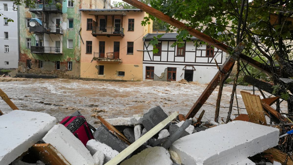 Niektórzy mieszkańcy Lądka-Zdroju stracili dach nad głową
