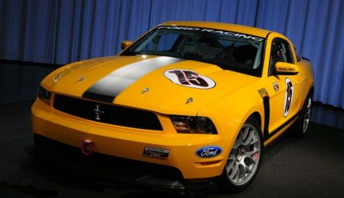 Mustang BOSS 302R - torowa zabawka