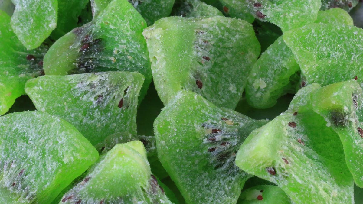 Full frame of Dried Kiwi fruit (Actinidia deliciosa)
Kiwifruit or sometimes called mangüeyo
Douglas Sacha