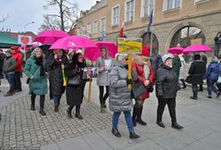Nie chcą dać się opiłować z ziemi. Jadą protestować do Warszawy