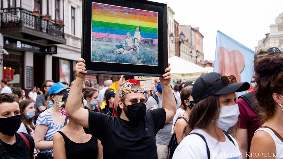 Wrocław. Festiwal Fotografii. Pasożyt, obrazy strajkujące i kilka refleksji w Złotym Kiosku