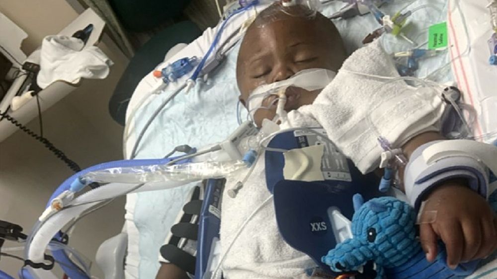 Policjanci postrzelili dziecko w głowę