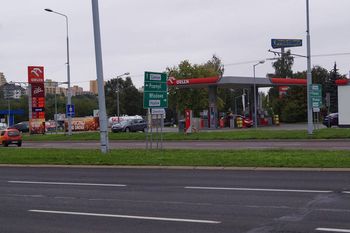 Ceny paliw na piątek, 30 października. Drobne spadki przy dystrybutorach przed weekendem