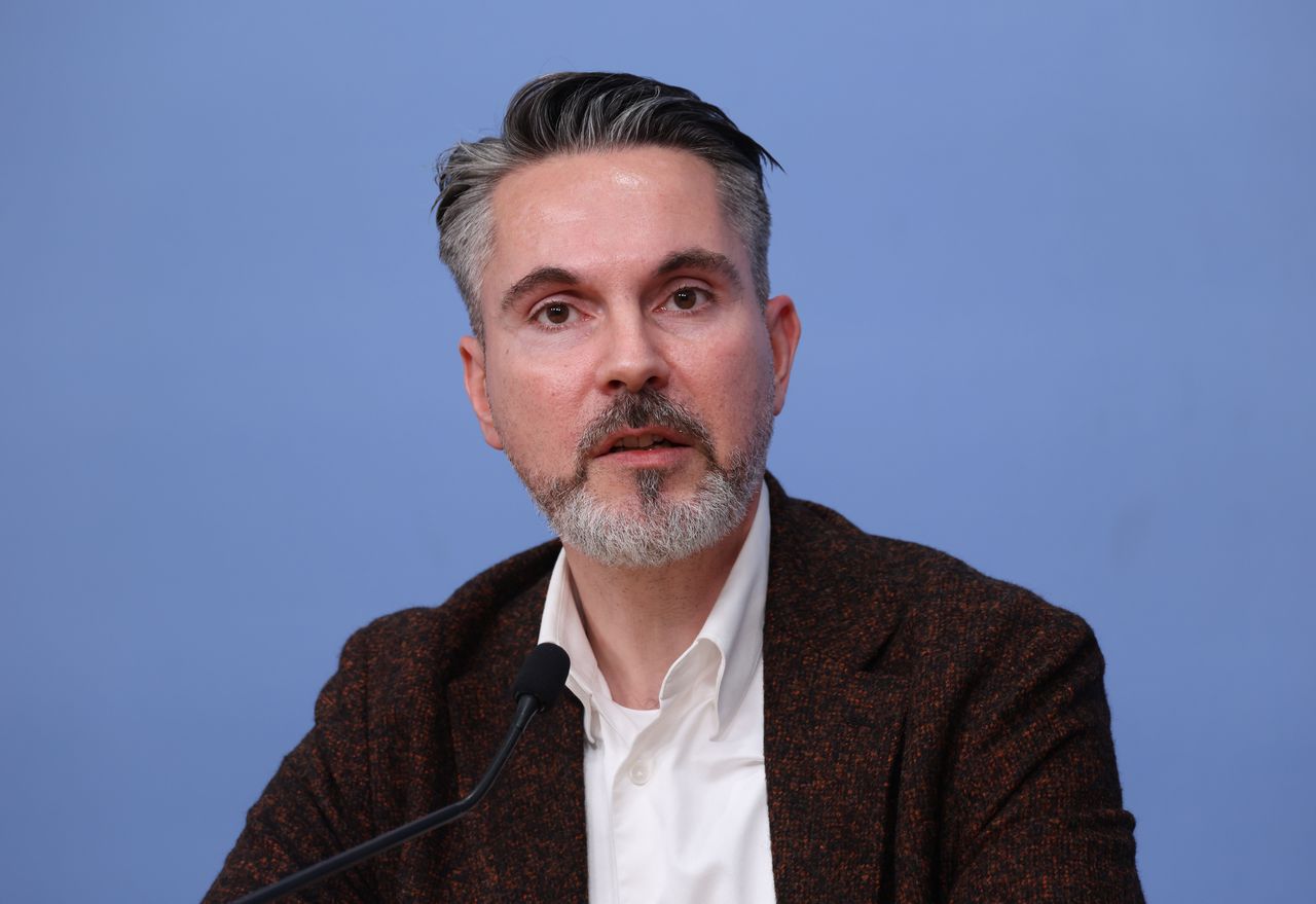 Niemiecki polityk: zaproponujmy Rosji powrót do handlu gazem