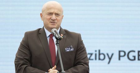 Problemy PiS w kolejnym sejmiku. Odwołają marszałka?