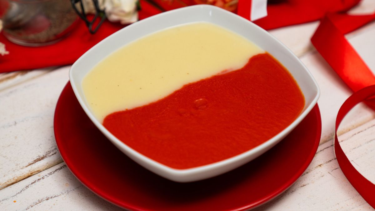 Biało-czerwona zupa idealnie wpisuje się w jesienne menu