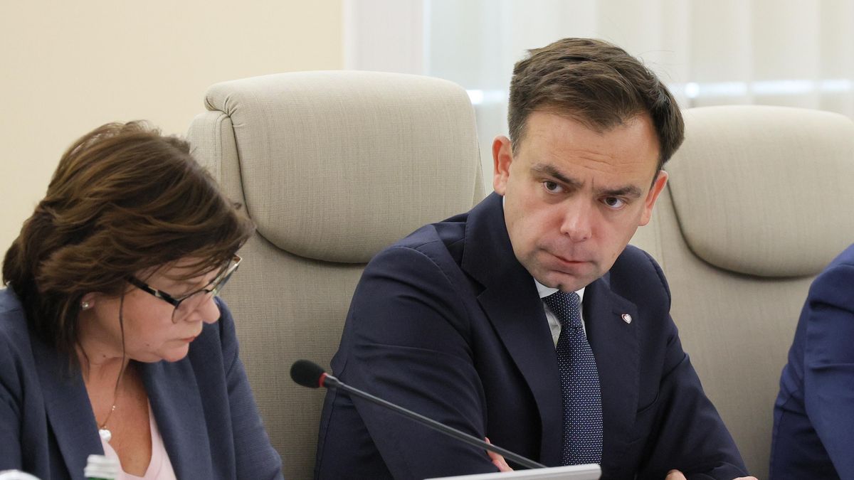 Andrzej Doma�ski, Izabela Leszczyna
Pawe� Supernak
Kancelaria Prezesa Rady Ministr�w, kprm, polityk polityka, posiedzenie, powodziowa, Prezes Rady Ministr�w, Rada Ministr�w, rz�d, rz�d Tuska, rz�du, rz�du Tuska, si�y zbrojne, sytuacja