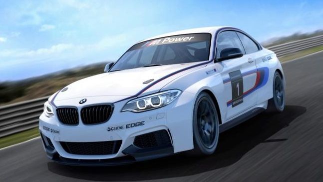 BMW M235i Racing