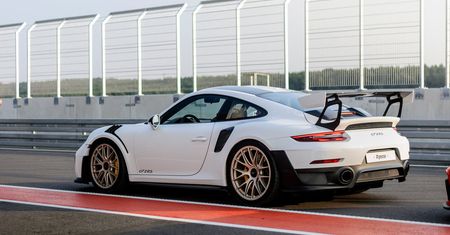 Porsche 911 GT2 RS wróci do produkcji, bo 4 sztuki zatonęły płynąc do klientów