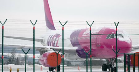 Piorun trafił w samolot. Pilot zdecydował o lądowaniu