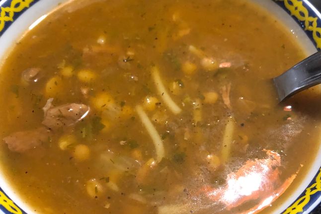 Marokańska zupa z soczewicą jest bardzo rozgrzewająca