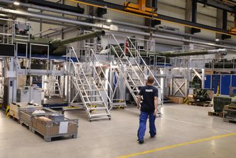 Pandemia wciąż kładzie się cieniem na polskich firmach. Analiza dużego banku