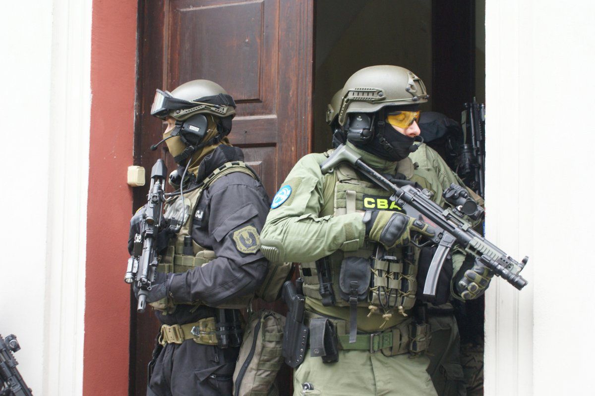 CBA ściga na Śląsku. Zatrzymania ws. Huty Łabędy