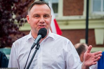 Wybory 2020. Prezydent Andrzej Duda przeciwko podatkowi od smartfonów